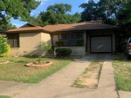 6708 Norma St, Fort Worth, TX 76112-5504