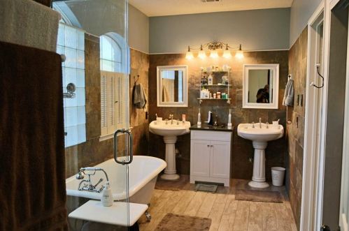 2100 Greenstone Trl, Carrollton TX 75010-4140 exterior