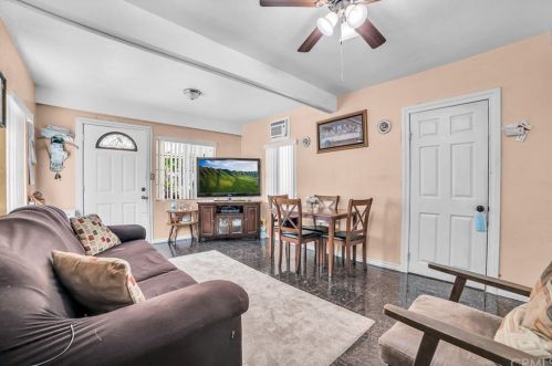 5881 Mountain View Ave, Riverside CA  92504-1569 exterior
