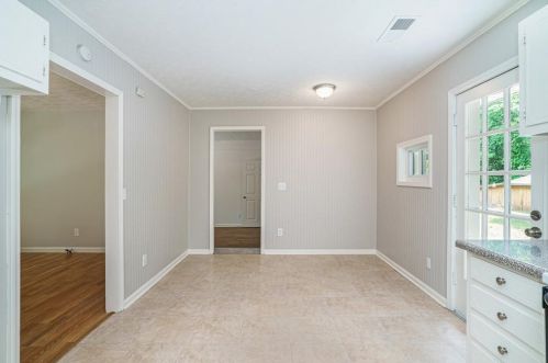 1640 Athens Hwy, Jefferson GA  30549-5824 exterior