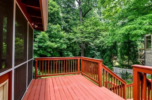 2228 Meadowvale Dr, Atlanta GA  30345-3543 exterior