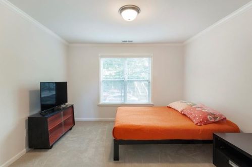 1886 Marietta Rd, Atlanta GA  30318-2764 exterior