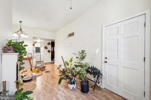 1419 4 St, Philadelphia PA 19147-0059 exterior