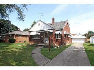 902 Sandralee Dr, Toledo, OH 43612-3131