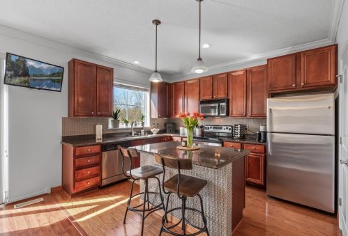 10255 Bleeker St, Saint Paul MN  55129-6904 exterior