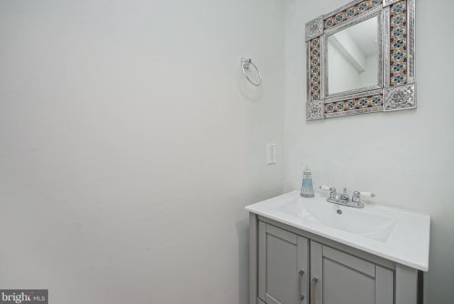 2537 Gordon St, Philadelphia PA 19132-4631 exterior