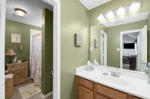 2127 Trinity Mnr Ln, Richmond TX  77469-7255 exterior