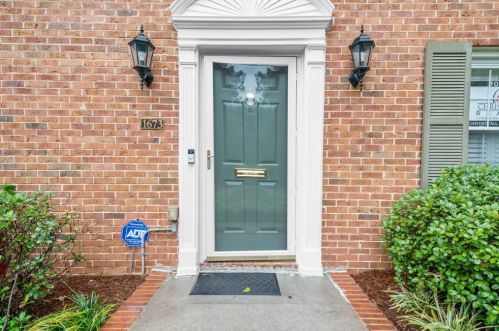 1673 Executive Park Ln, Atlanta GA  30329-3132 exterior