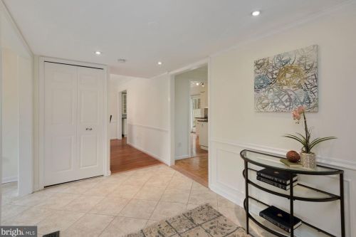 3224 Birchtree Ln, Silver Spring, MD 20906-3040