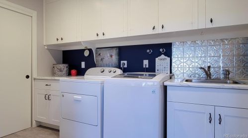 7029 Magnolia Cir, Englewood CO exterior