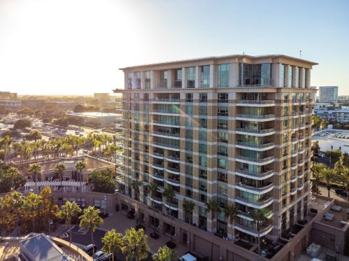 5082 Scholarship, Irvine CA  92612-5695 exterior