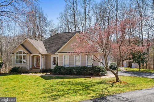 17295 Cambridge Way, Jeffersonton, VA 22724-1740