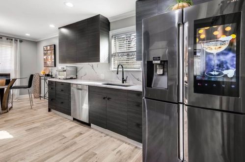 1786 Marietta Rd, Atlanta GA  30318-2717 exterior