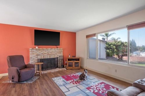 1410 Leslie Ct, San Marcos, CA 92069-3403