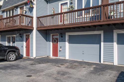 27 Sanwood Dr, Burrillville, RI 02830-1300