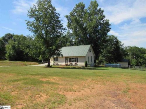 239 Liberty Hwy, Liberty, SC 29657-9567