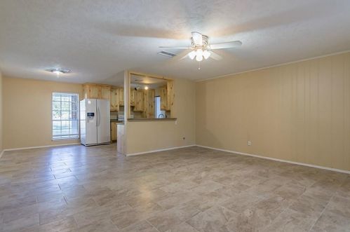 11102 Royal Forest Dr, Conroe TX  77303-2729 exterior