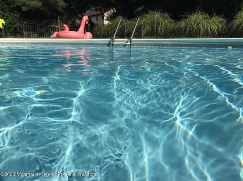 14 Cornell Ct, Tinton Falls NJ 07724-9720 exterior