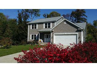 443 Eaglewood Dr, Erie, PA 16511-2371