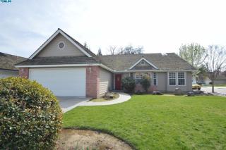 4929 Leighson Ave, Visalia, CA 93291-7860