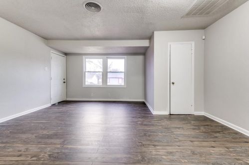 3409 Hatcher St, Fort Worth TX  76119-2021 exterior