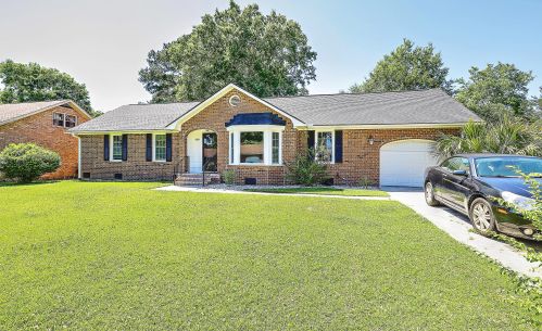 900 Larch Pines Ct, Ladson, SC 29456-3117
