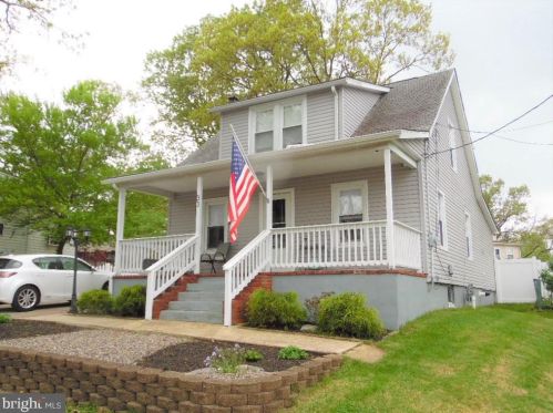 33 Forrest Ave, Runnemede, NJ 08078-1821