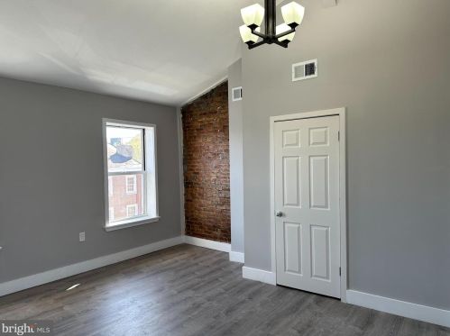 1512 4 St, Philadelphia PA 19147-6531 exterior