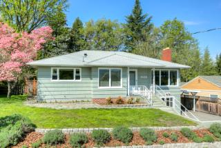 935 Garden Way, Ashland, OR 97520-3415