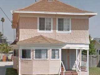 1121 39th Pl, Los Angeles CA  90037-1512 exterior