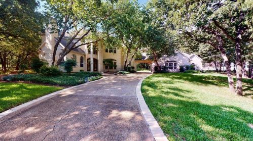 7505 Stallion Cir, Lewisville, TX 75022-6089