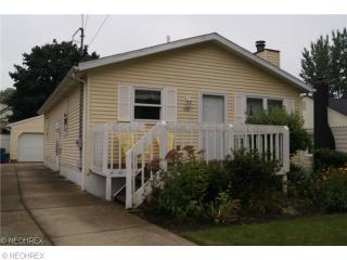 408 Jefferson Ave, Barb, OH 44203-2815