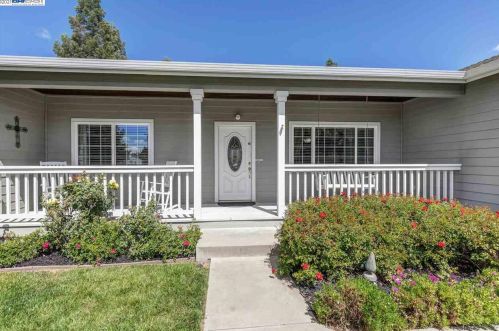 430 Linden Way, Pleasanton, CA 94566-6880