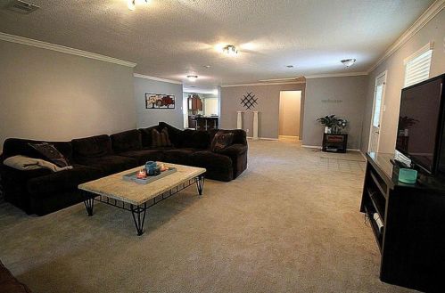 327 Chateau Woods Parkway Dr, Conroe TX  77385-9758 exterior