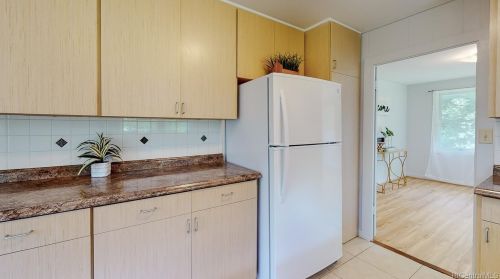 3680 Alani Dr, Honolulu HI  96822-1404 exterior