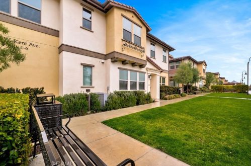 1040 Harbor Blvd, Santa Ana CA 92704-1668 exterior