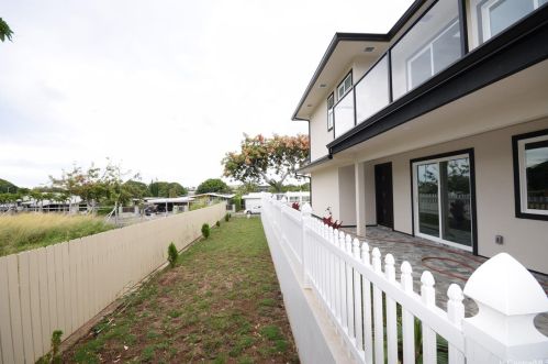 418 Halemaumau St, Honolulu HI  96821-2043 exterior
