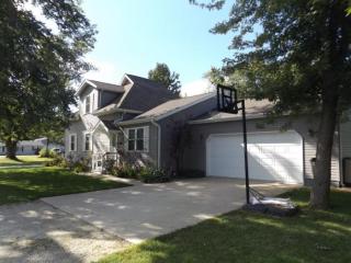 707 Elm St, Altamont, IL 62411-1362