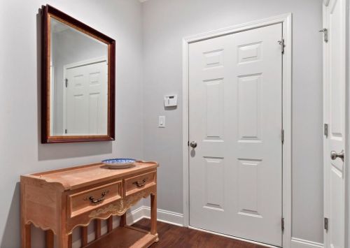 651 Lockton Pl, Atlanta GA  30342-5044 exterior