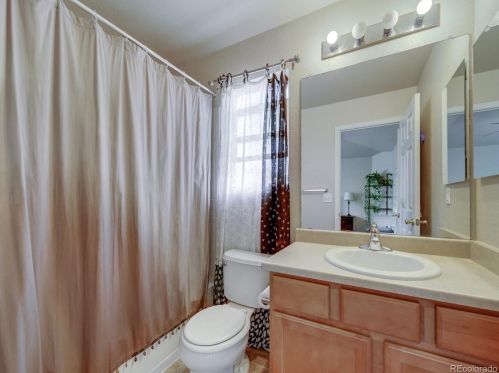 4875 Eaton Park Way, Aurora CO 80016-4292 exterior