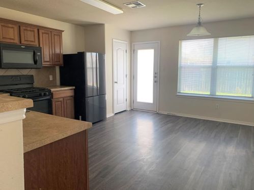 3302 Etheredge Dr, Austin TX  78725-4769 exterior