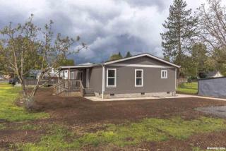 39049 2nd Ave, Scio, OR 97374-9365