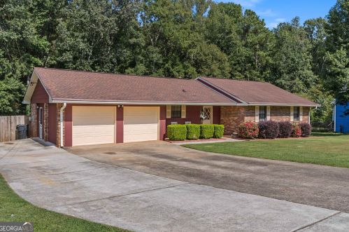 139 Longview Rd, Stockbridge, GA 30281-2627