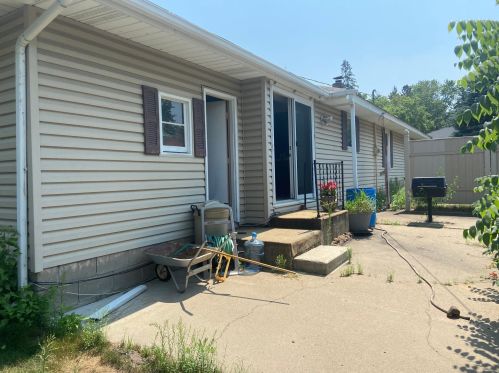 2125 Dale St, Saint Paul MN  55113-6460 exterior