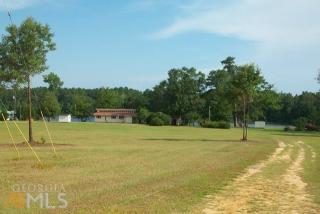 416 Barrow Rd, Reynolds, GA 31076-3917