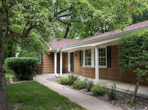 2570 Queensland Ln, Minneapolis, MN 55447-2134