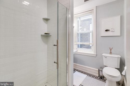 1307 Ellsworth St, Philadelphia PA  19147-4415 exterior