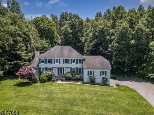 19 Cider Mill Ln, Port Murray, NJ 07865-3202