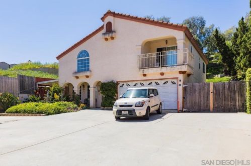 86 Las Flores Dr, Chula Vista CA  91910-1966 exterior