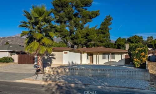 11713 Auburn Ave, Yucaipa, CA 92399-3915